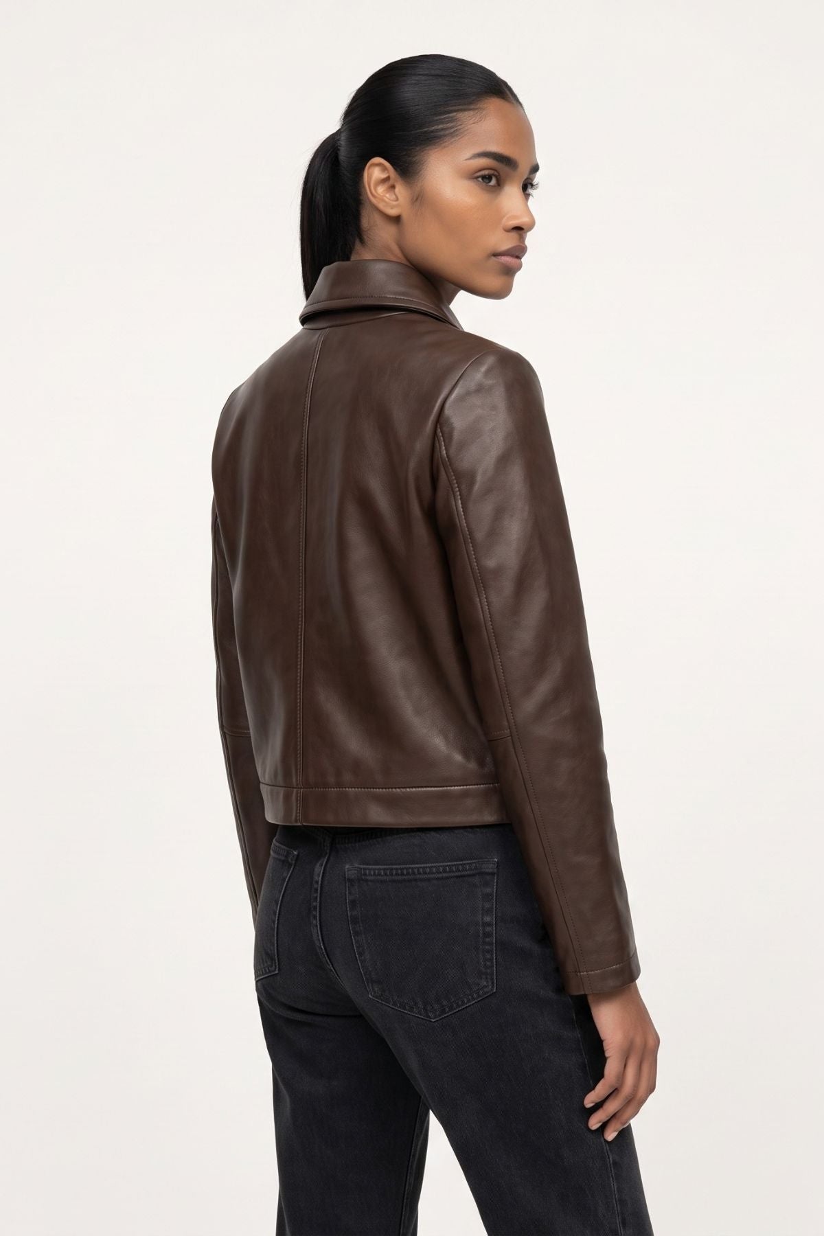 Leather jacket in Chocolate